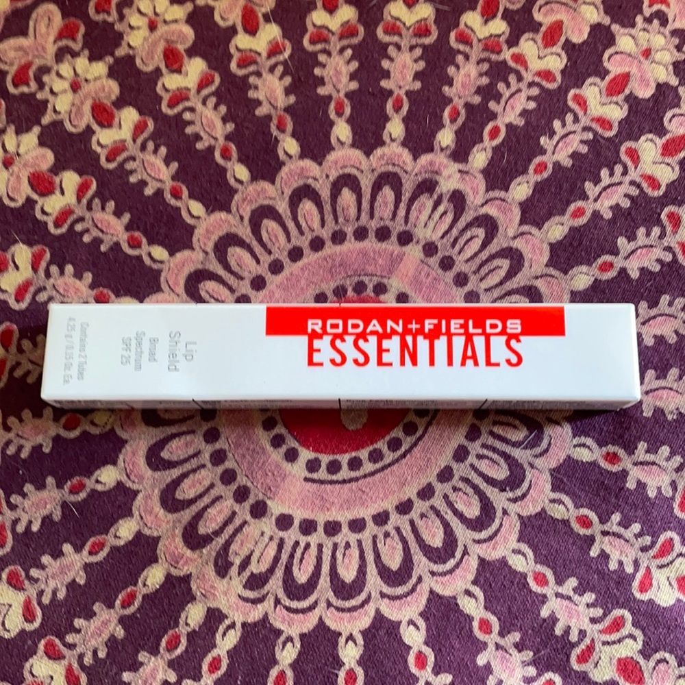 ESSENTIALS LIP SHIELD SPF 25 (TWO-PACK)